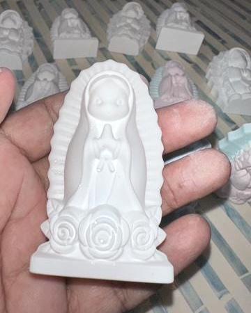 Ceramic Resin Virgin De Guadalupe Ornament, Handmade Religious figurine, baptism favors, Christening, Communion, weddings