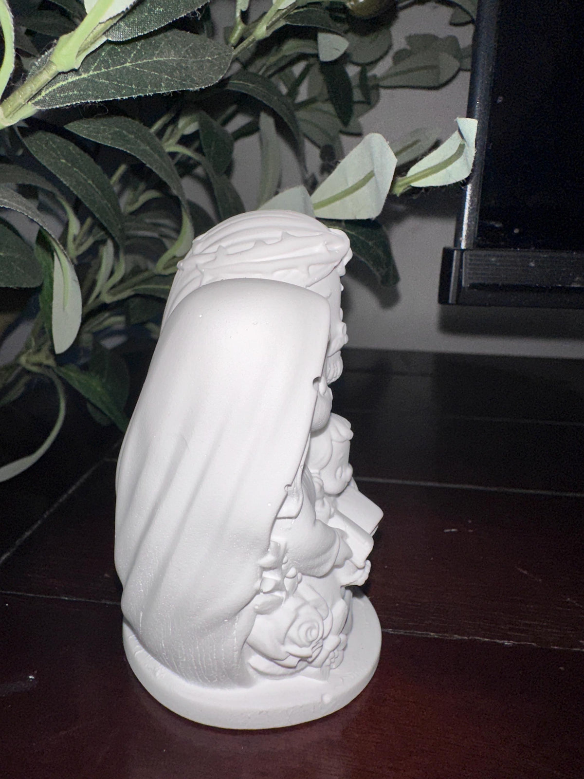 Paint Your Own Holy Family Figurine Kit, Ceramic Resin Nativity Craft, Religious Coloring Kit, DIY Christian Gift, Family Craft Activity